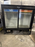 TRUE GDM-41SL-48-HC 2 DOOR SLIDING GLASS REFRIGERATOR COOLER USED MERCHANDISER