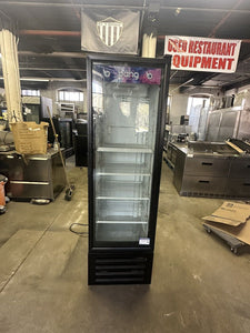 CRIOTEC CFX-09 HC USED SINGLE DOOR GLASS BANG ENERGY COOLER REFRIGERATOR