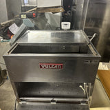 VULCAN VCD5-1 COMMERCIAL COUNTERTOP FOOD WARMER USED