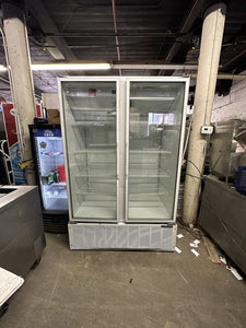 MASTER BILT BMG-48 USED 2 DOOR GLASS MERCHANDISER REFRIGERATOR COOLER